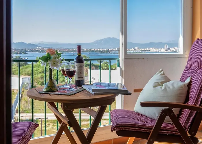 Top Floor Gulf View Apartment